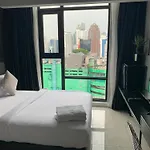 Axon Residence By Leo Homestay